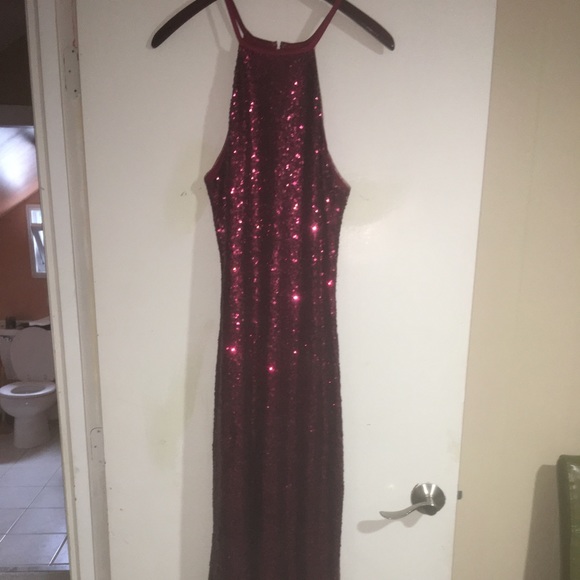 Dress - Picture 2 of 2